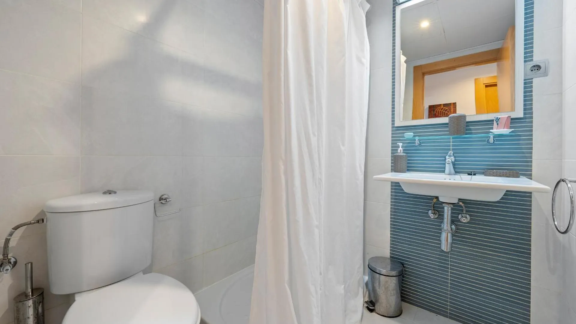 Apartment Hauzify I Apartament Garbi Torredembarra
