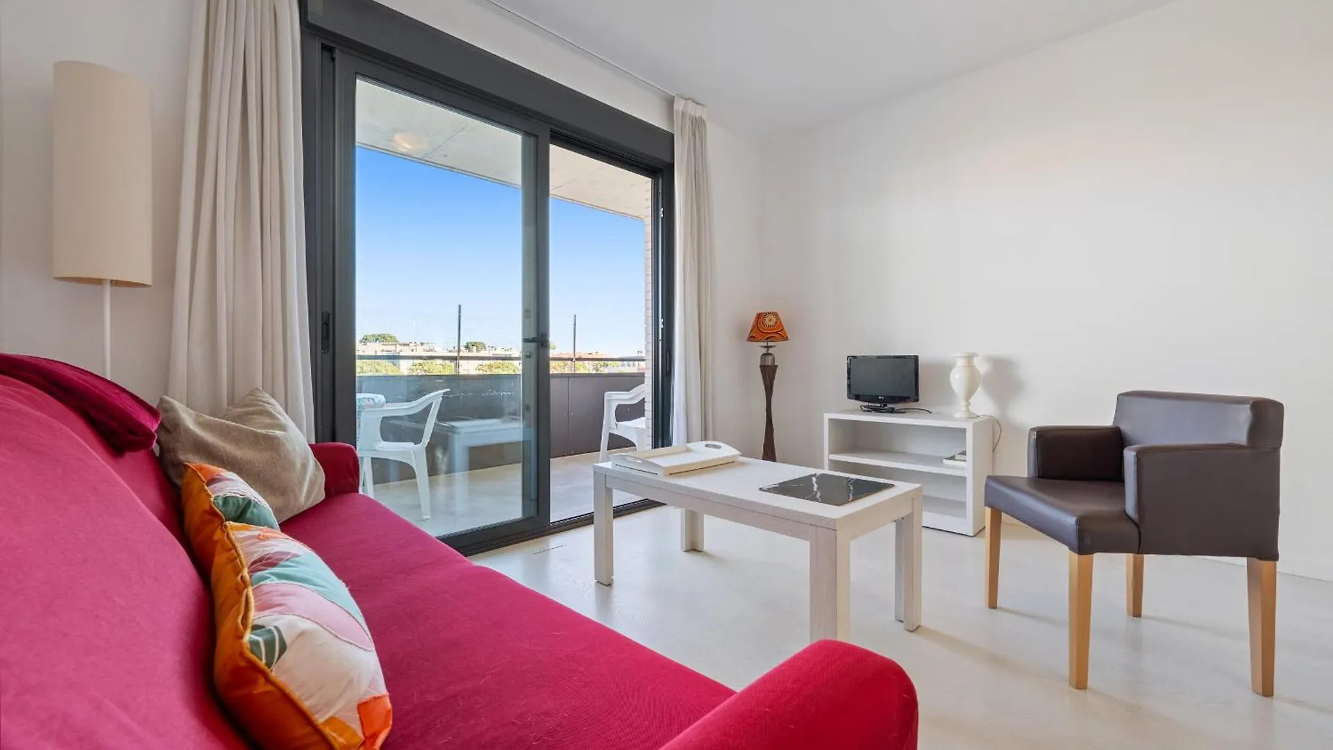 Apartment Hauzify I Apartament Garbi Torredembarra